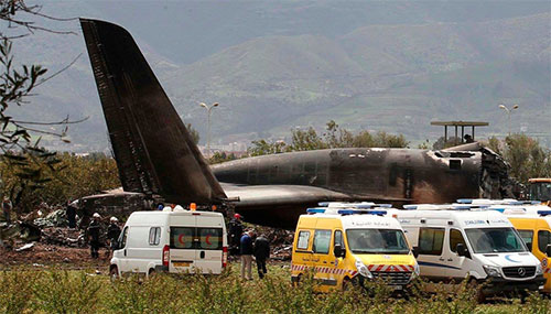 Al menos 257 muertos tras estrellarse un avión militar en Argelia